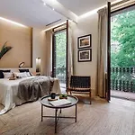 Matadi - One Bedroom And Terrace In Eixample Esquerra